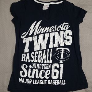 Twins baseball V neck Tee
